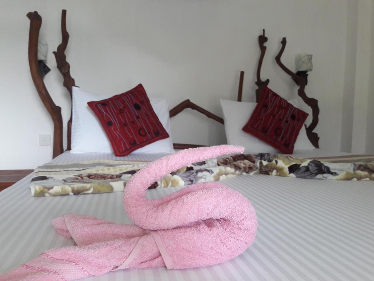 Bed and Breakfast La Rochelle Ella Exterior foto