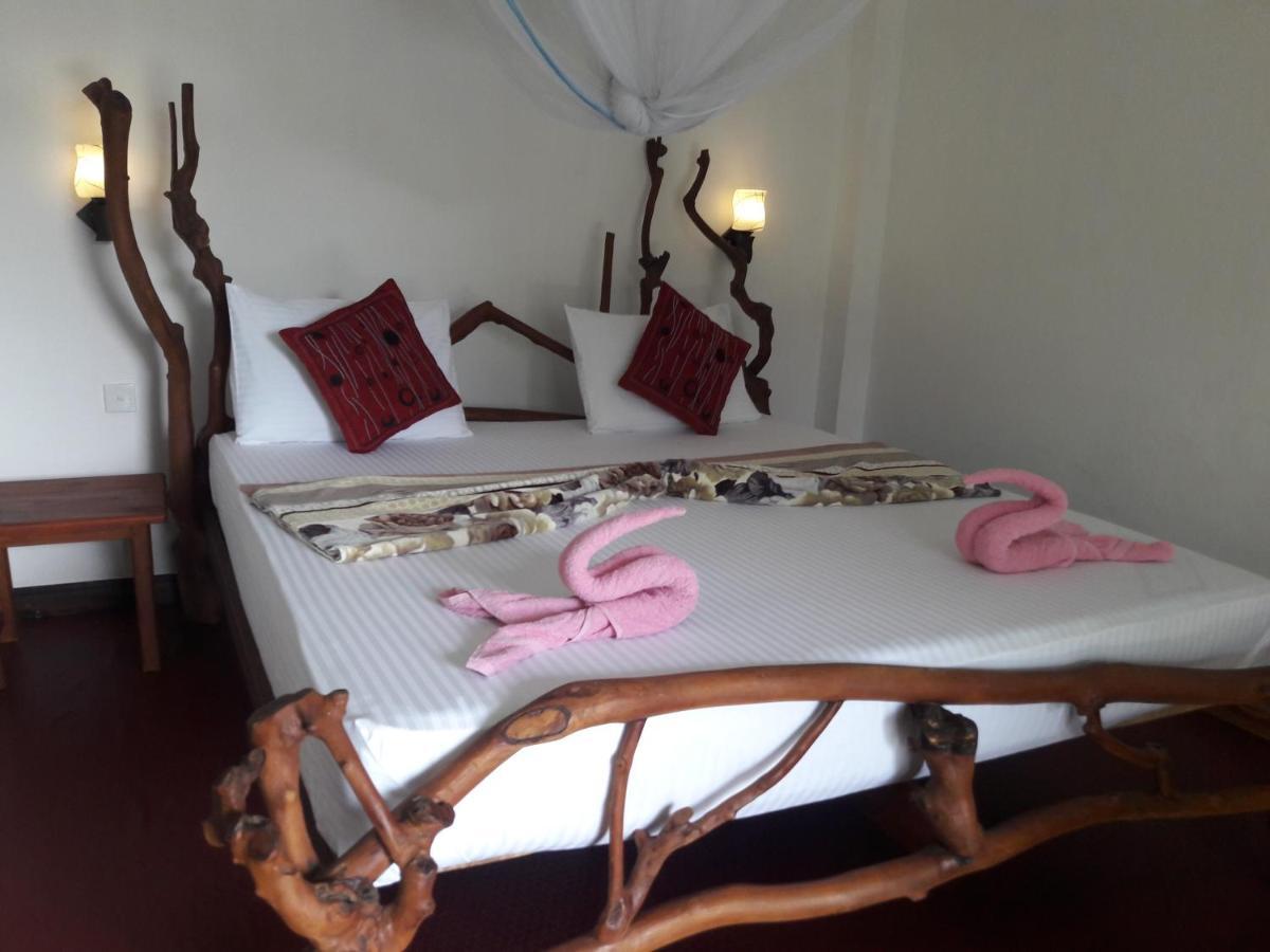 Bed and Breakfast La Rochelle Ella Exterior foto